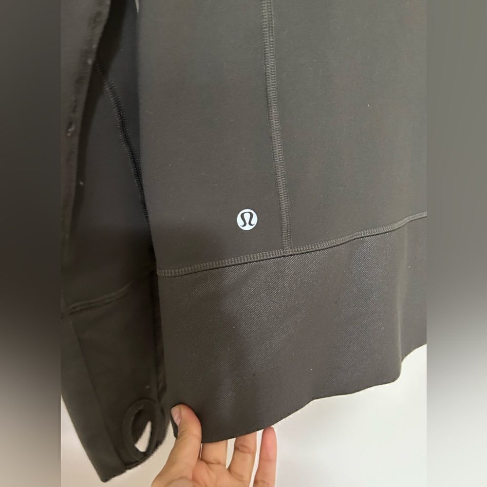 Lululemon Green Zipped Jacket - Picture 7 of 9